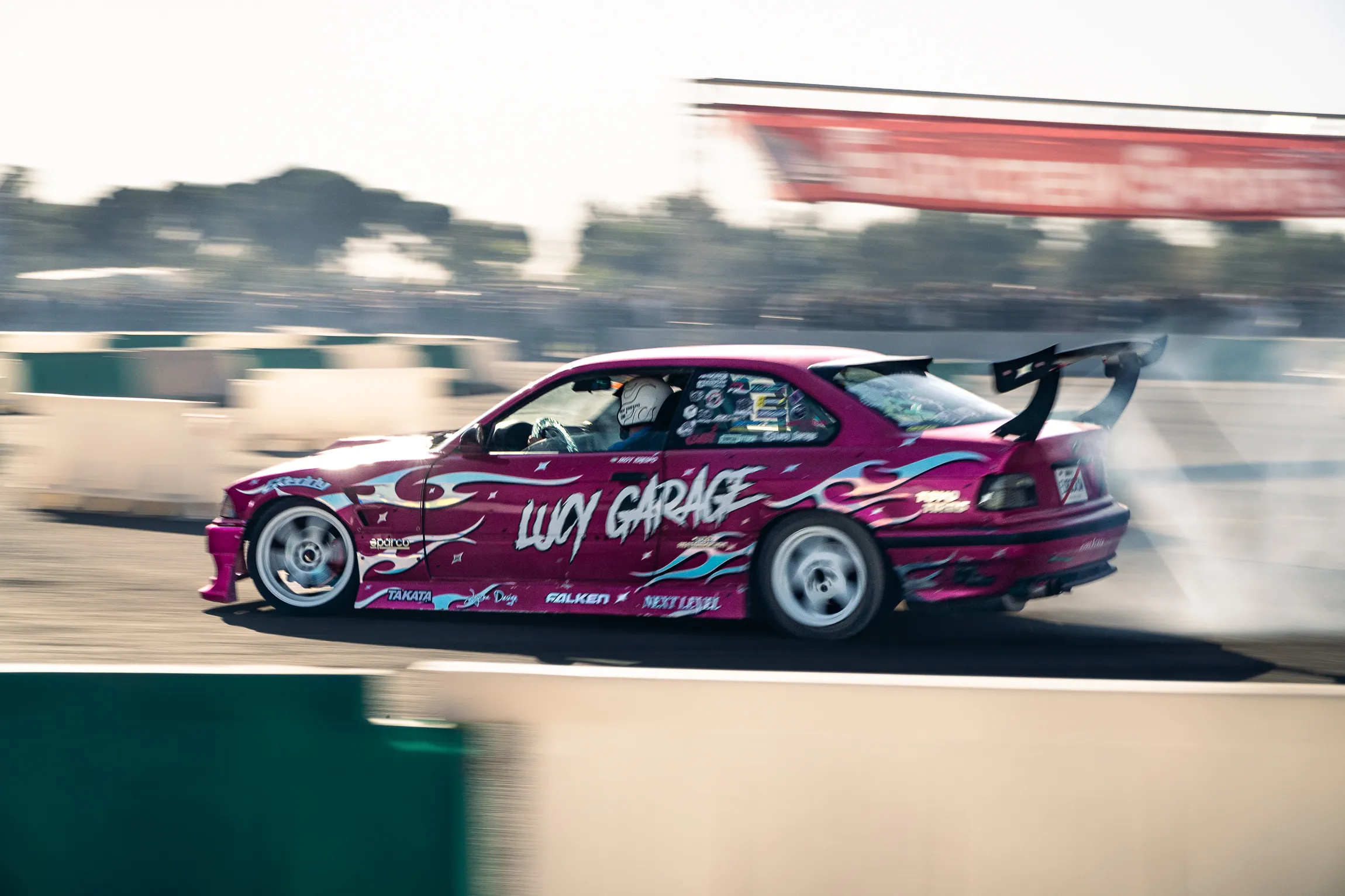 Lucy Garage BMW E36 · 3