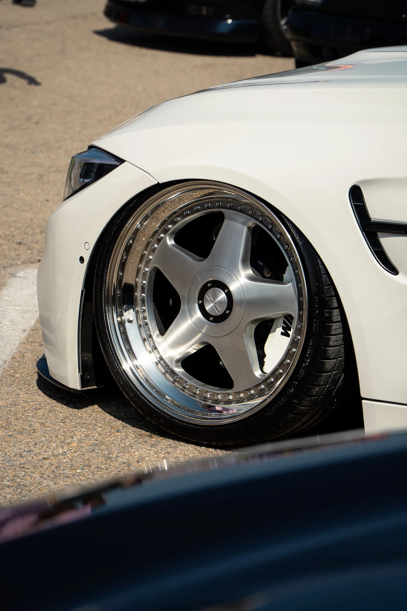 Paddock y pista · 6